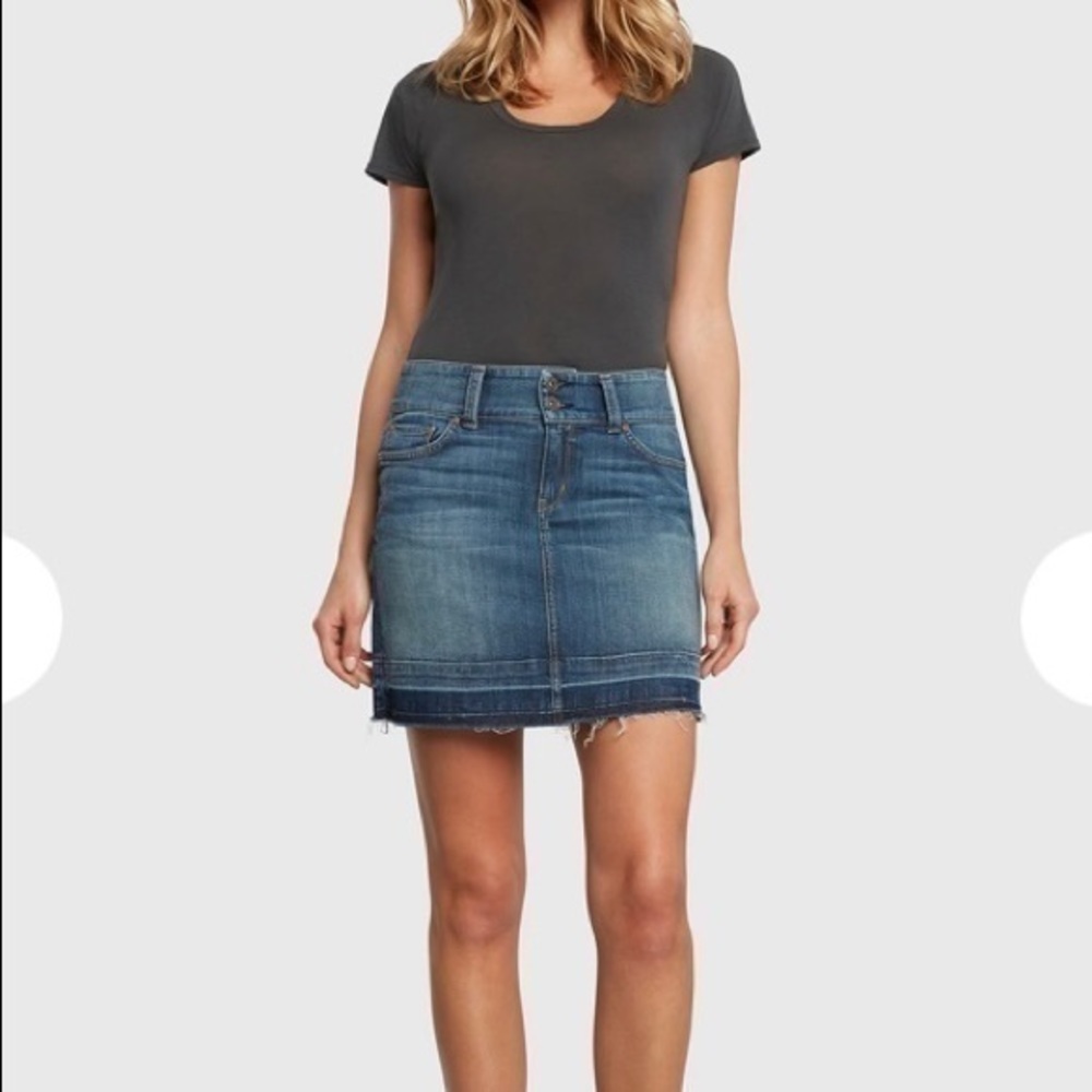Principle Denim NWT The Carefree mid thigh jean skirt Sz32 - Picture 2 of 13